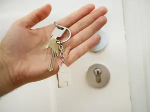 Rodzaje kluczy do drzwi - przewodnik po r贸偶nych rodzajach kluczy